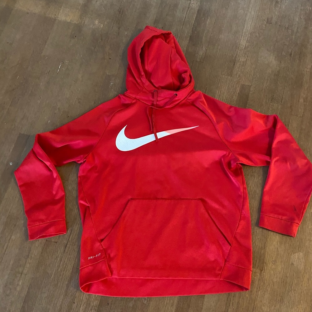NIKE LARGE RED SWEATSHIRT